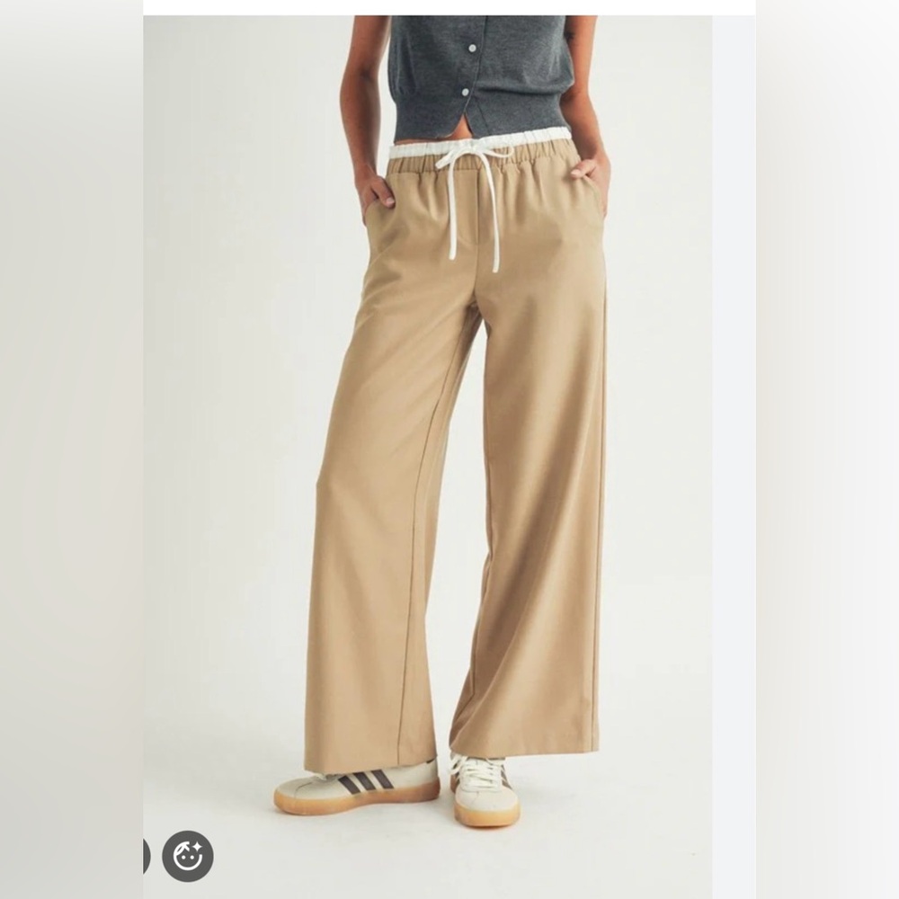 Elle Grey contrast detailed wide leg slacks size medium - Picture 3 of 6